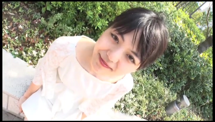 Rui Minazuki Do Me A Favor? Dangling Money In Front Of An Amateur Girl!! - Rui Minazuki