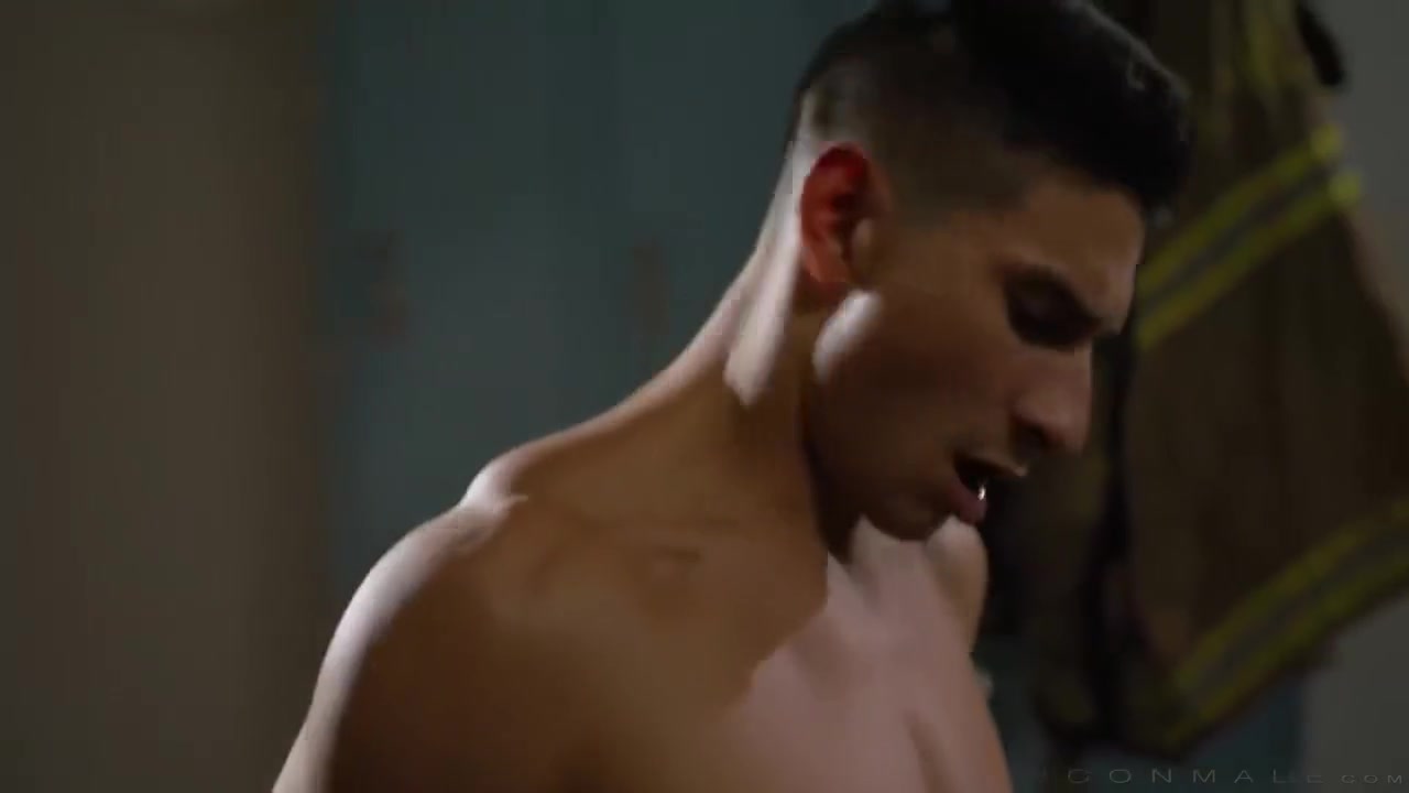 Cut And Uncut Twinks In Action With Jj Knight And Jim Fit