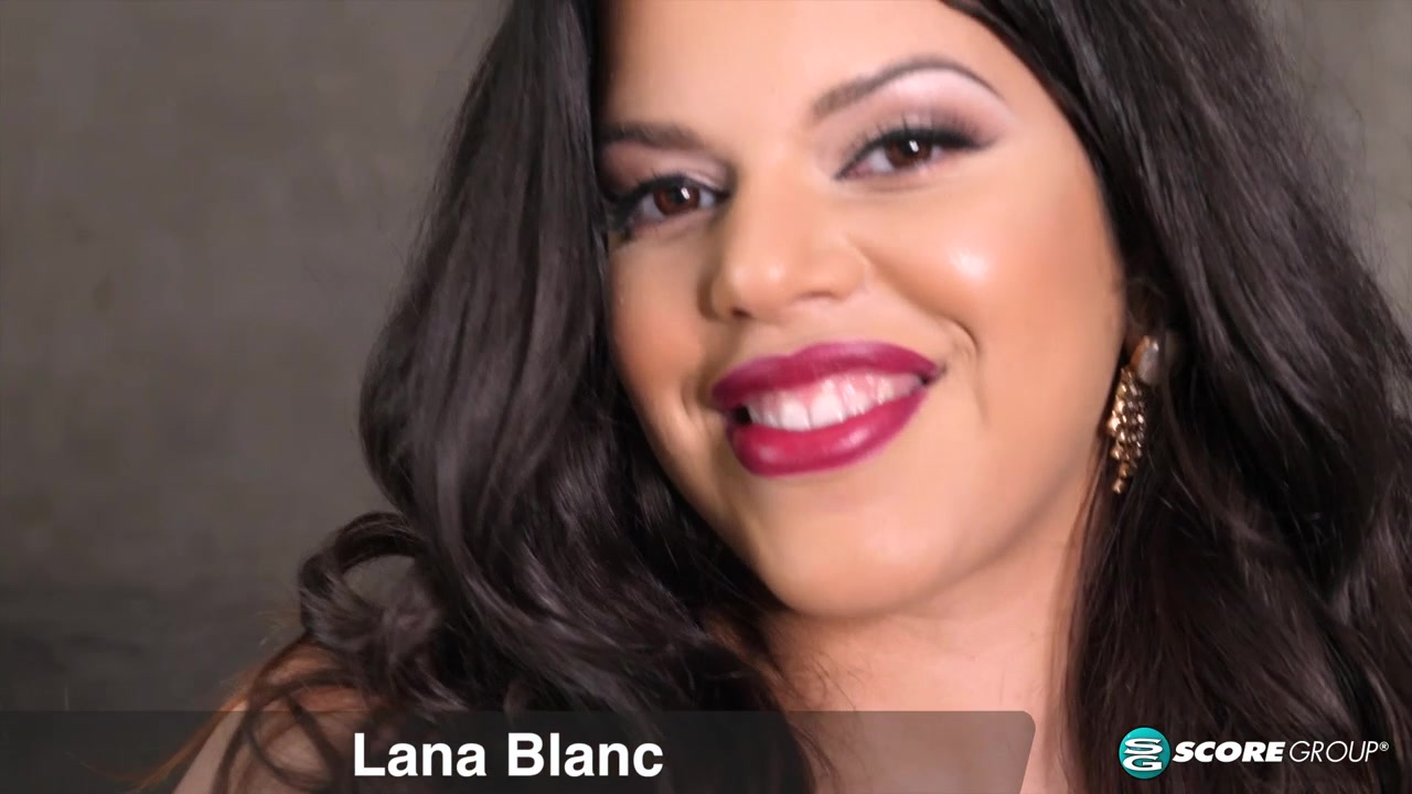 Lana Blanc In The Bra Zone - ScoreLand