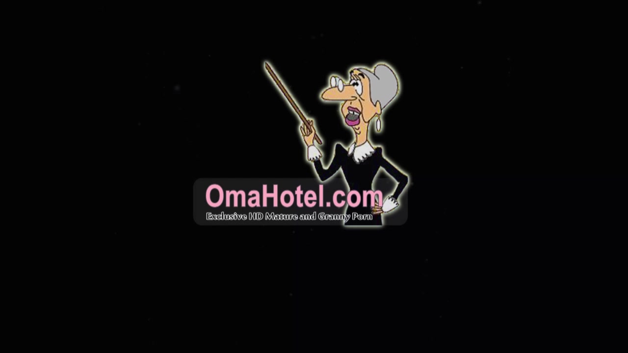 OmaHotel Two very old and very fat grannies