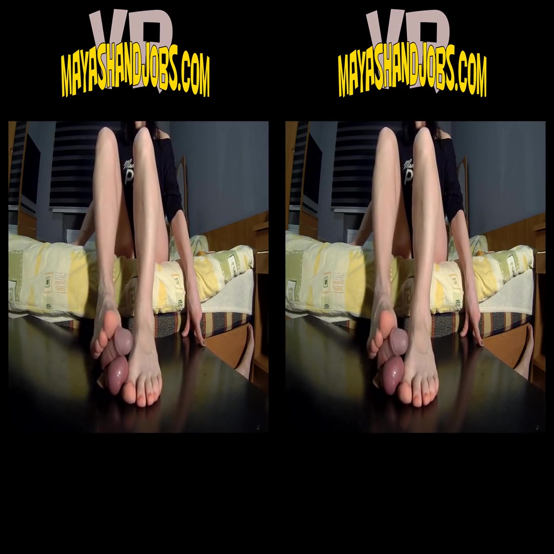 Maya in Footjob On The Cockboard - MayasHandjobsVR