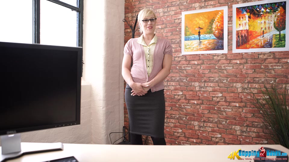 Axa - Horny Office Slut - BoppingBabes