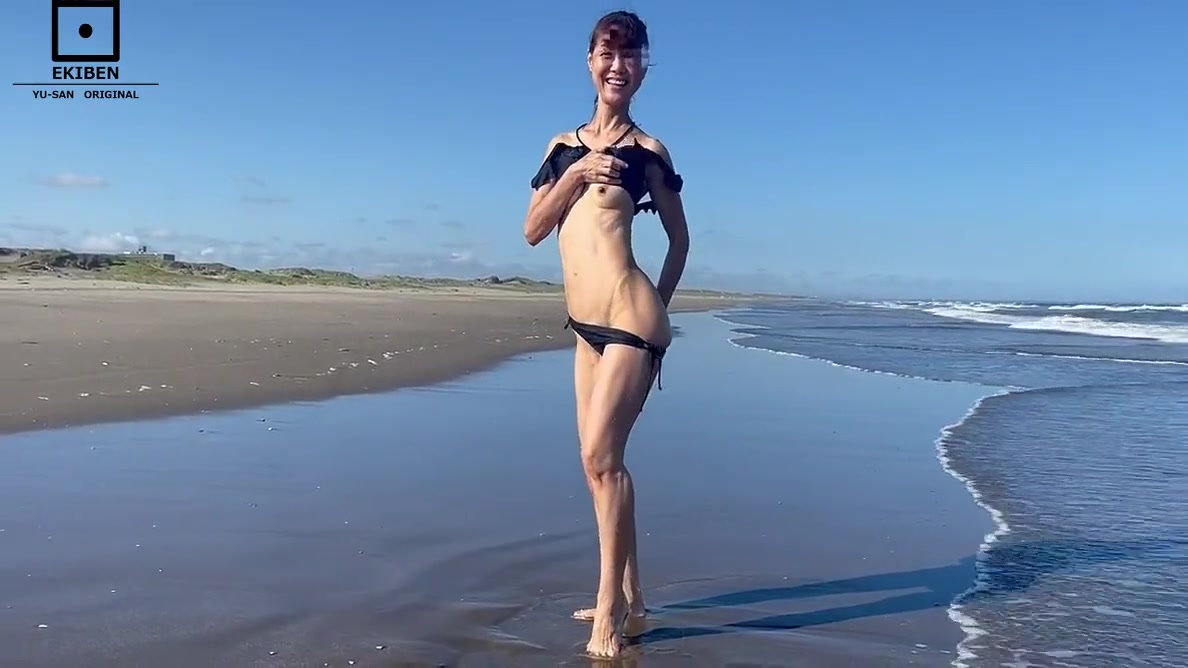 Strip And Dance On The Beach She Loves Utterly Stark Naked