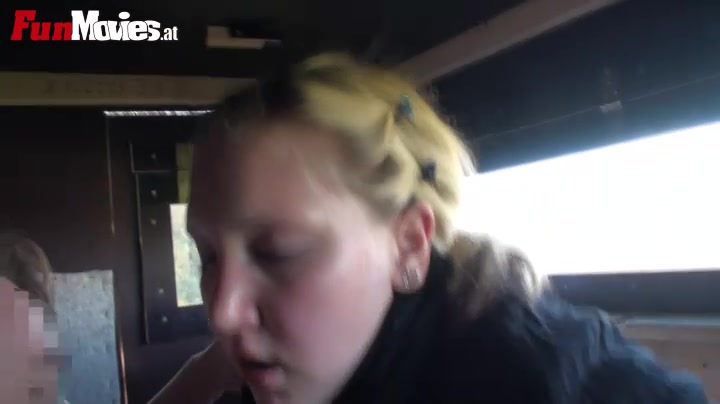 Mausibutz in FunMovies video:Treehouse Fuck