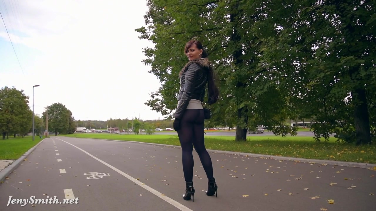 Jeny Smith pantyhose pretend to be leggings