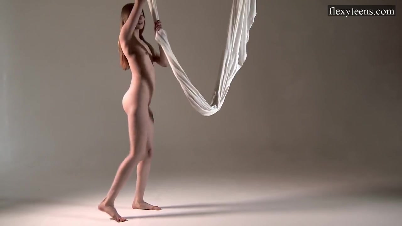 Super Flexible Young Babe - Sofia Zhiraf
