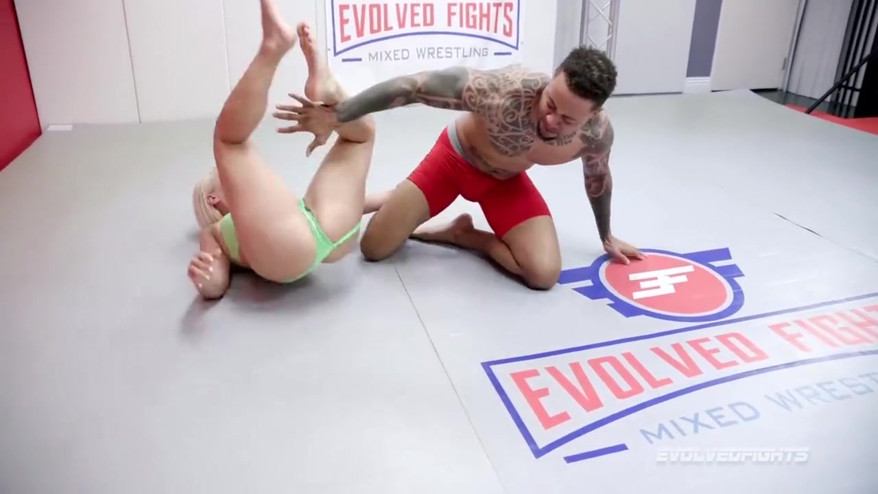 Defeats Then Eats Her Pussy And Delivers His Bbc - Helena Locke And Eddie Jaye