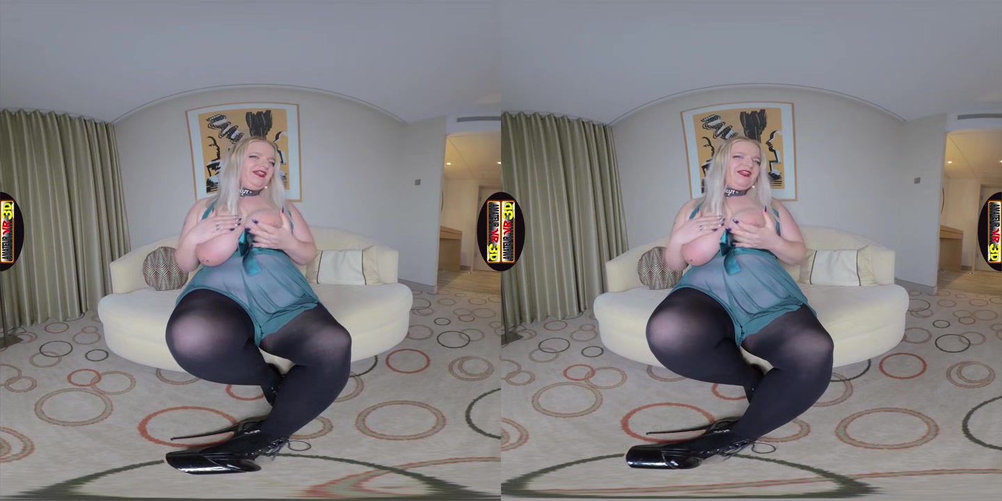 Lucy - Ass And Snatch In Full Action - AmateurVR3D