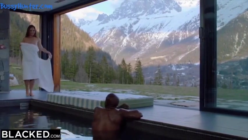 Stunning Ski-bunny Mary Hooks Up With A Married Man Blacked