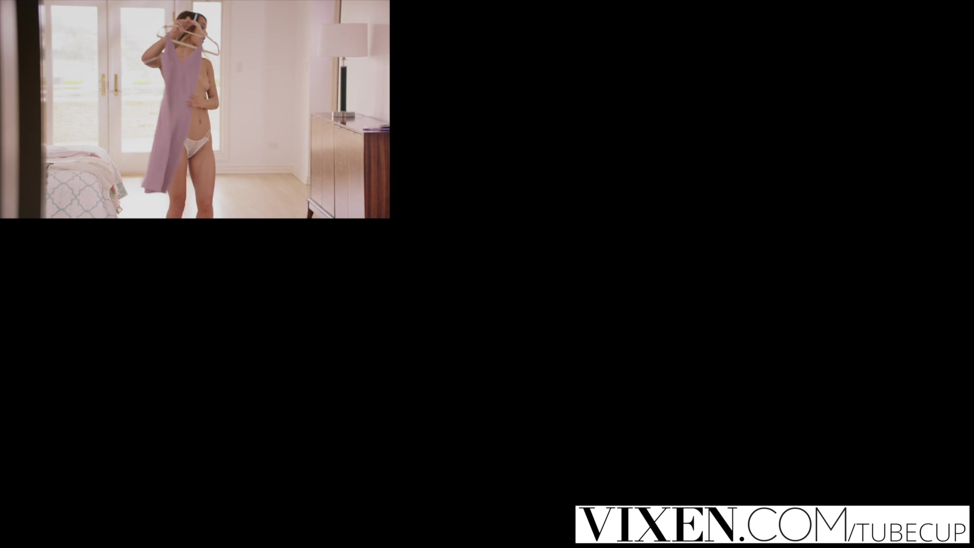 VIXEN IG Model Seduces Her Designer