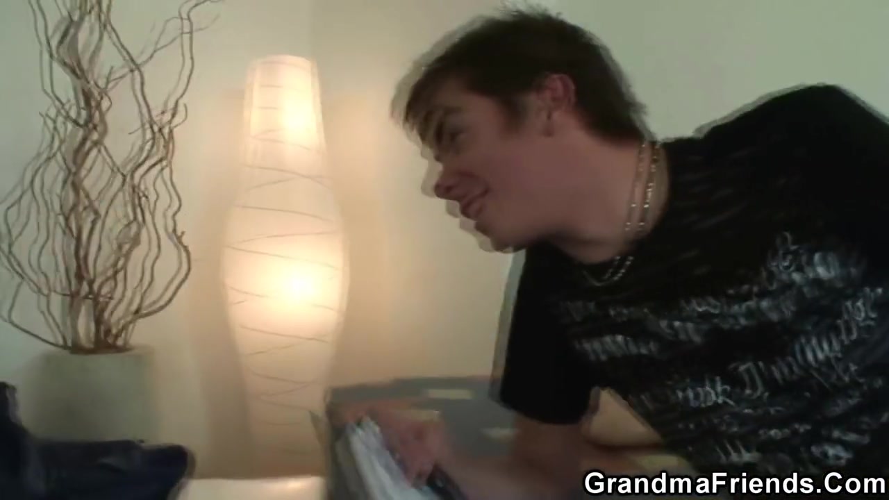 Old Cleaning Hot Woman Fucked In Hot Threesome