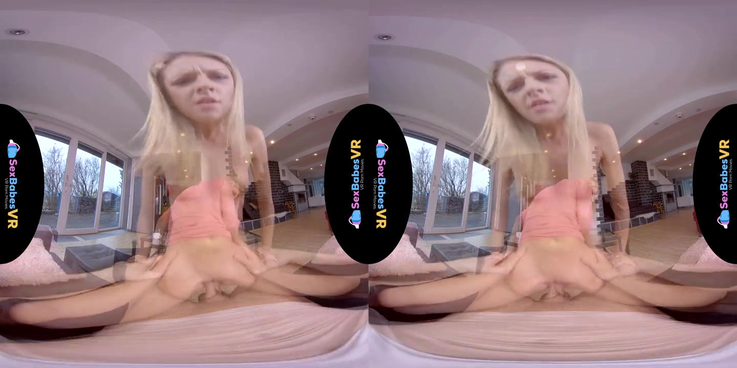 VR porn - Spoiled Naughty Step daughter - SexBabesVR
