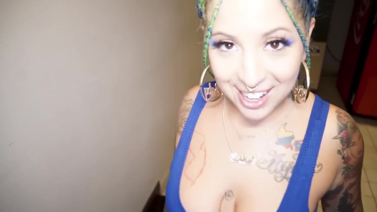 Sly Digglers Huge Dick All Up In My Pussy!!