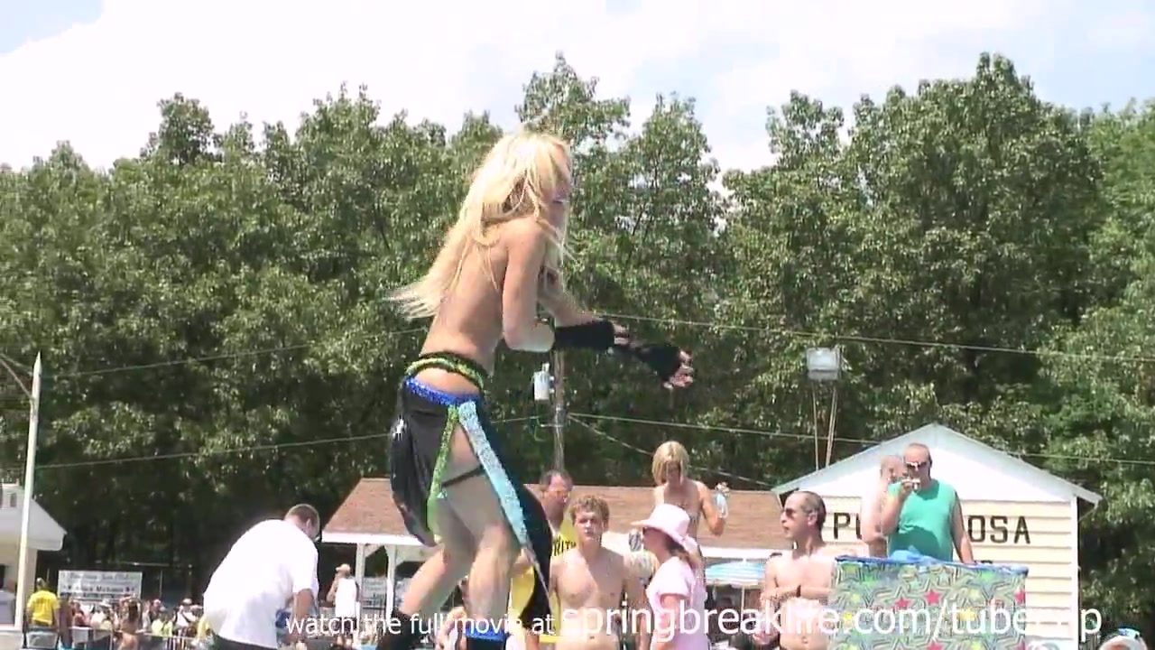 SpringBreakLife Video: Blonde And Naked