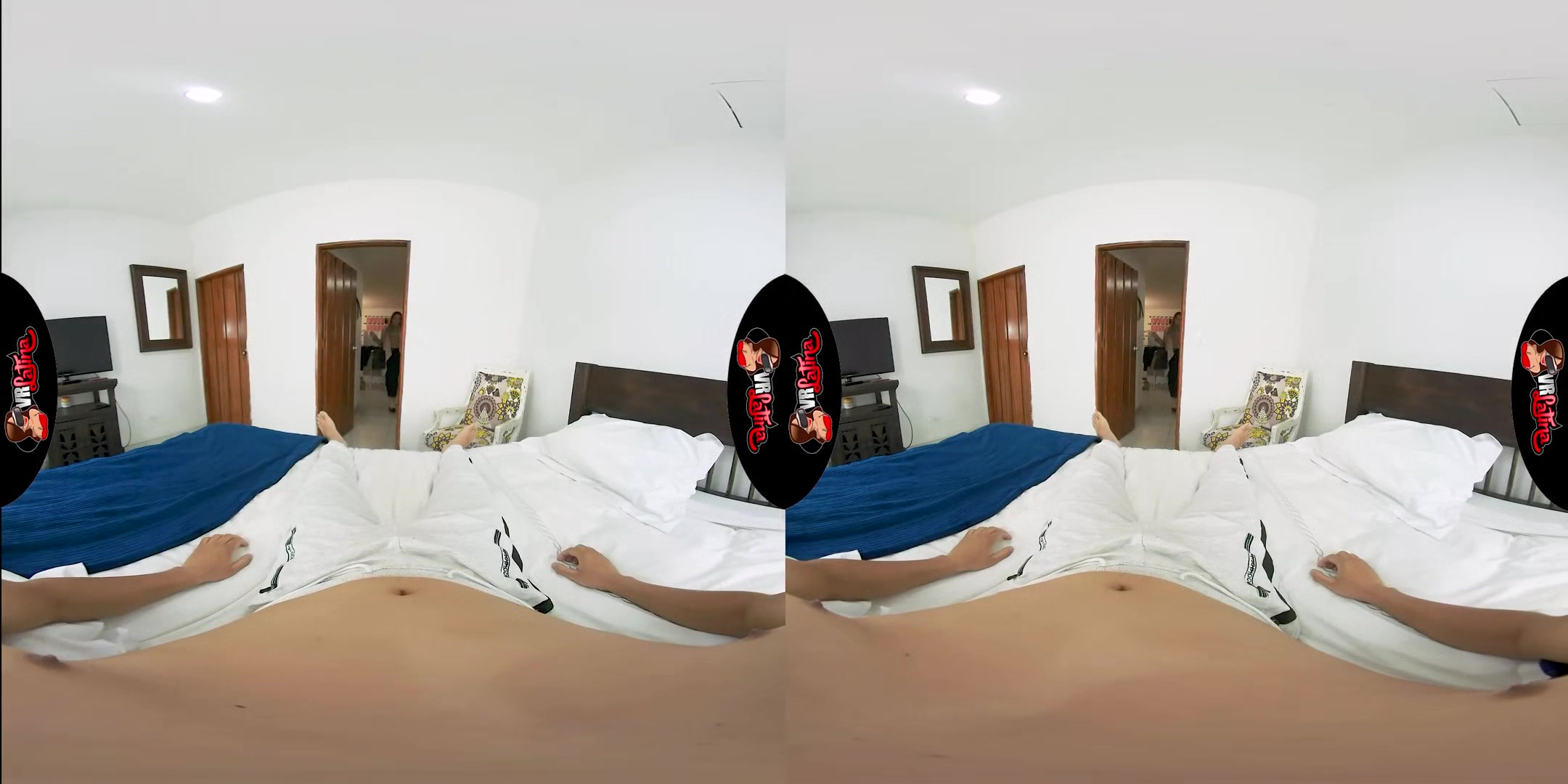 Shine Up My Love Life - Hardcore Latina VR Porn with Sarah Sunshine