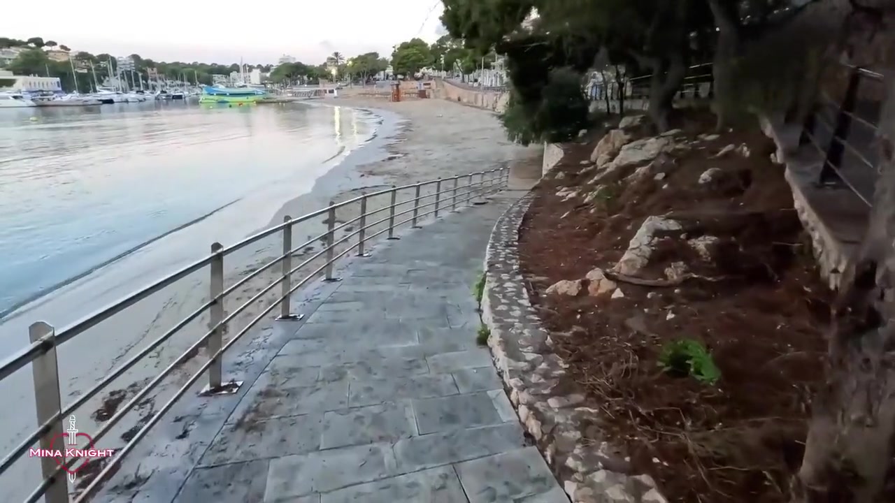 Picked Up On The Beach! Hot Holiday Fuck With A Big Load!
