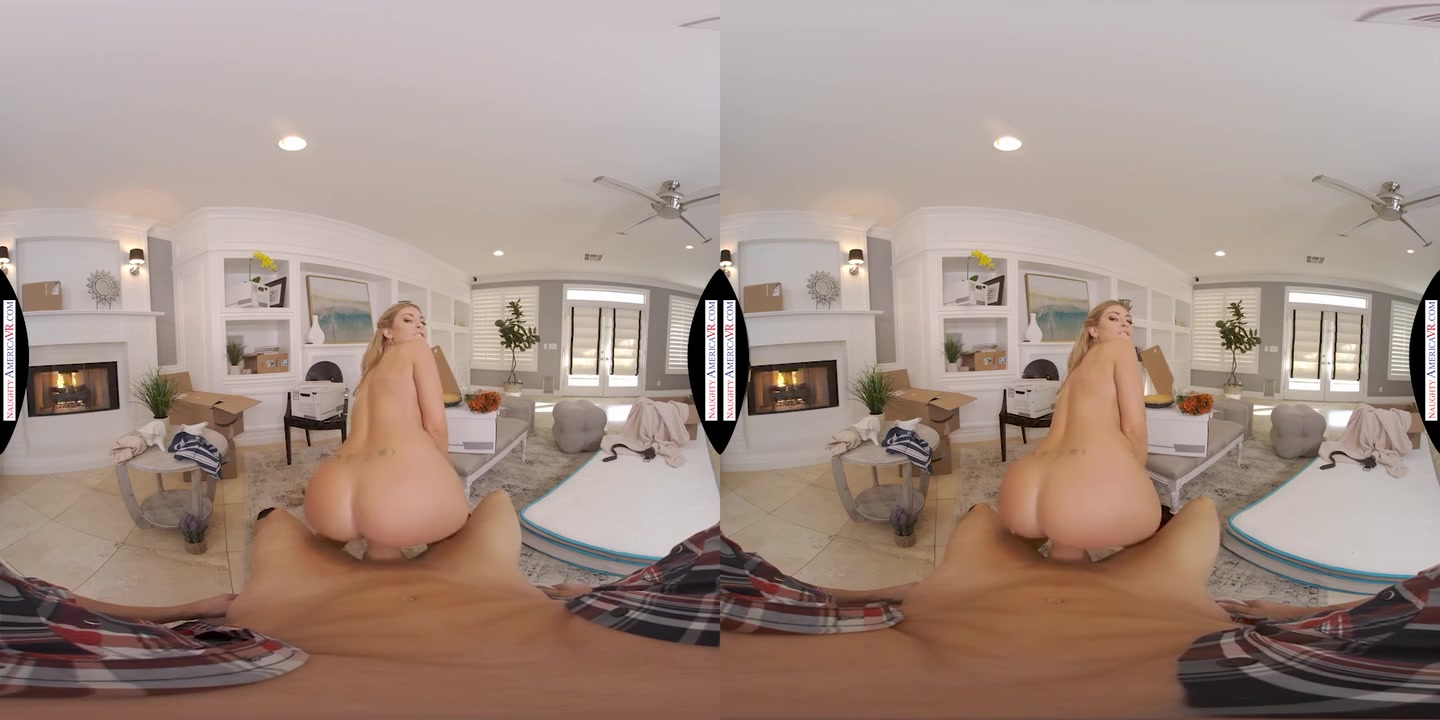 Kayla Kayden Wants To Fuck You As A Welcome To The Neighborhood