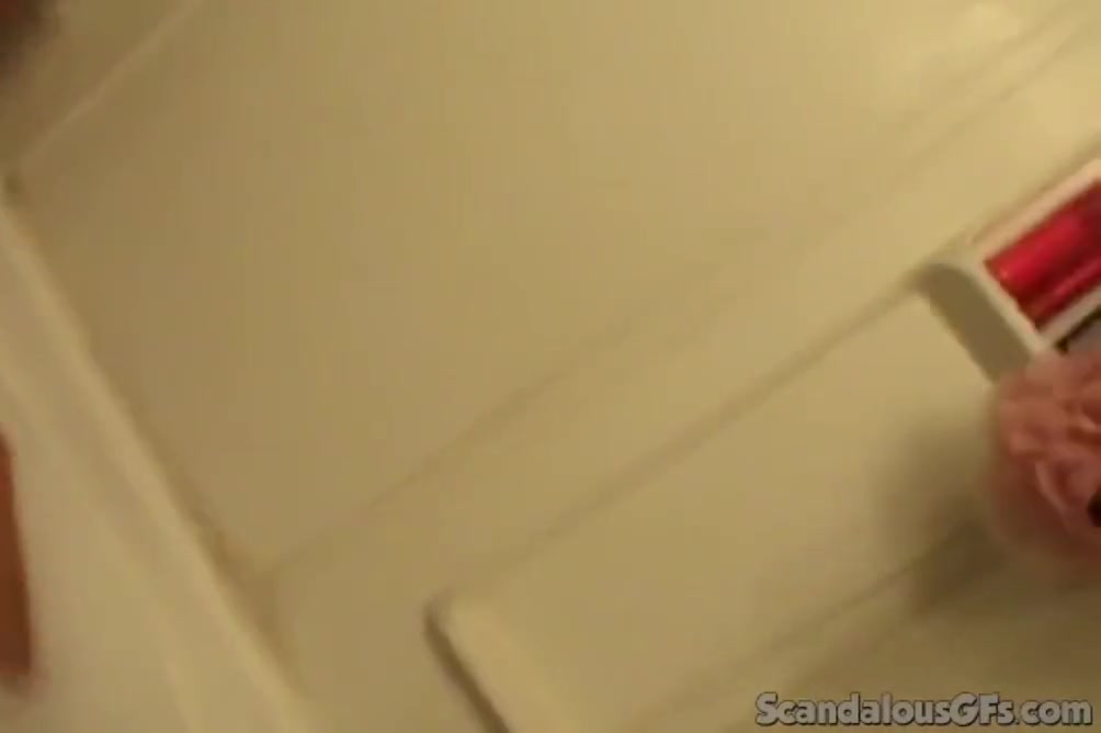Misty Get Naked And Blowjob In A Bathtub