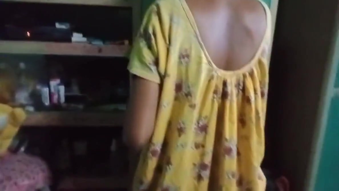 Indian Bengali Pinki Vabi Ajj Tv Pe Movie Dakh Rahi Thi Or Davor Ne Aake Chod Diya Mujhe