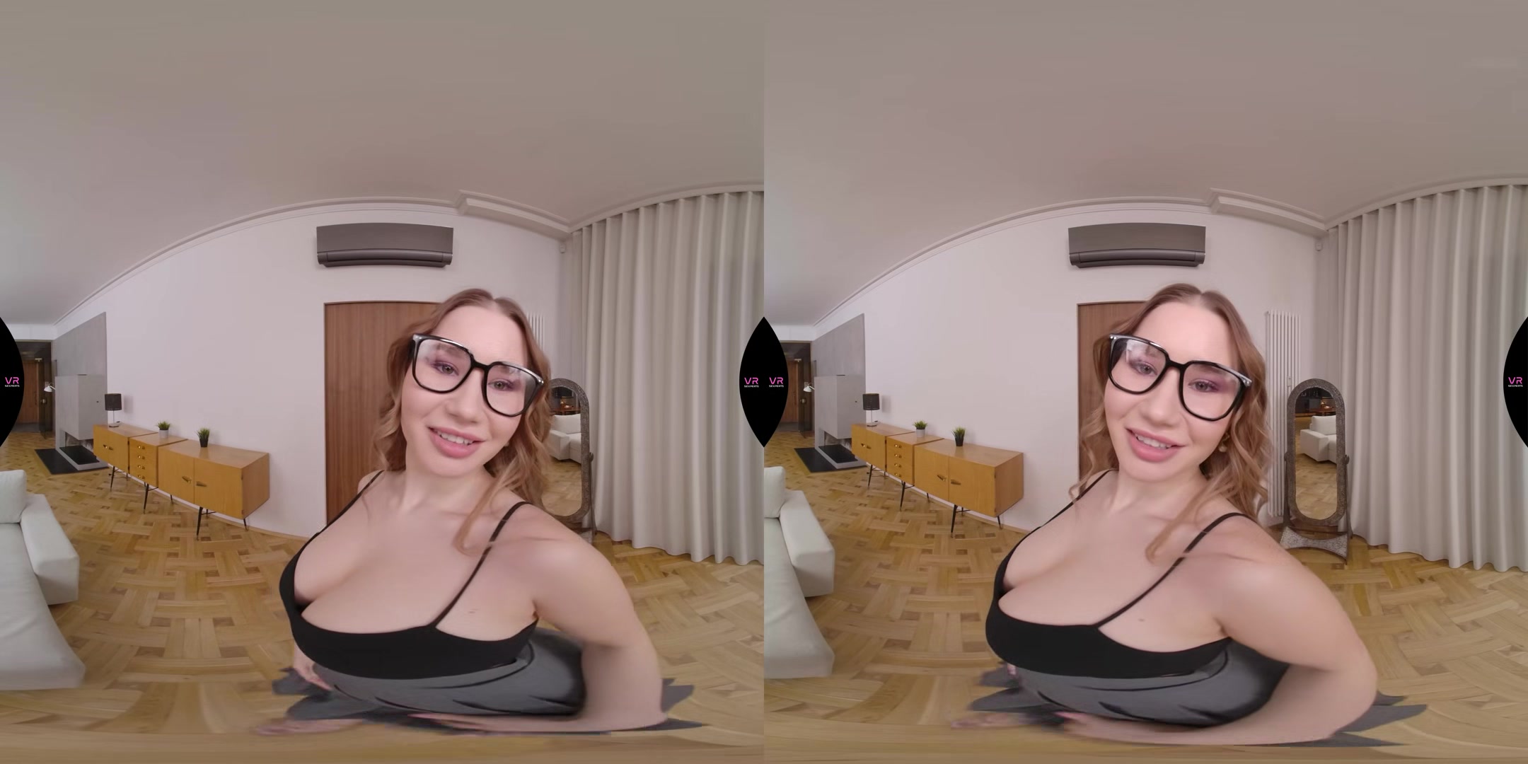Busty With The Glasses - Vrsexperts