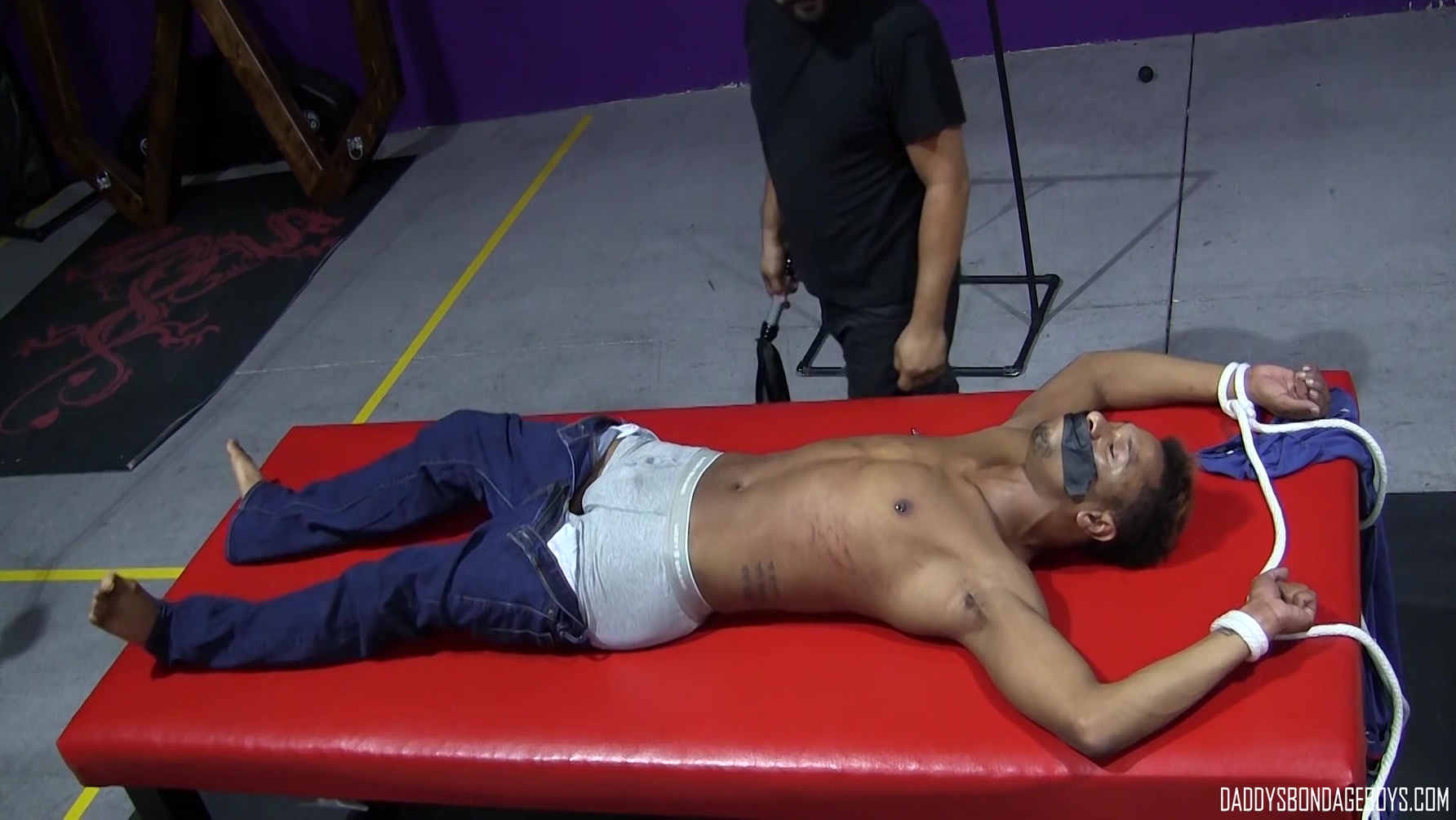 Kaden Roads In Submissive Bbc Gay Rt Tormented By Dominant
