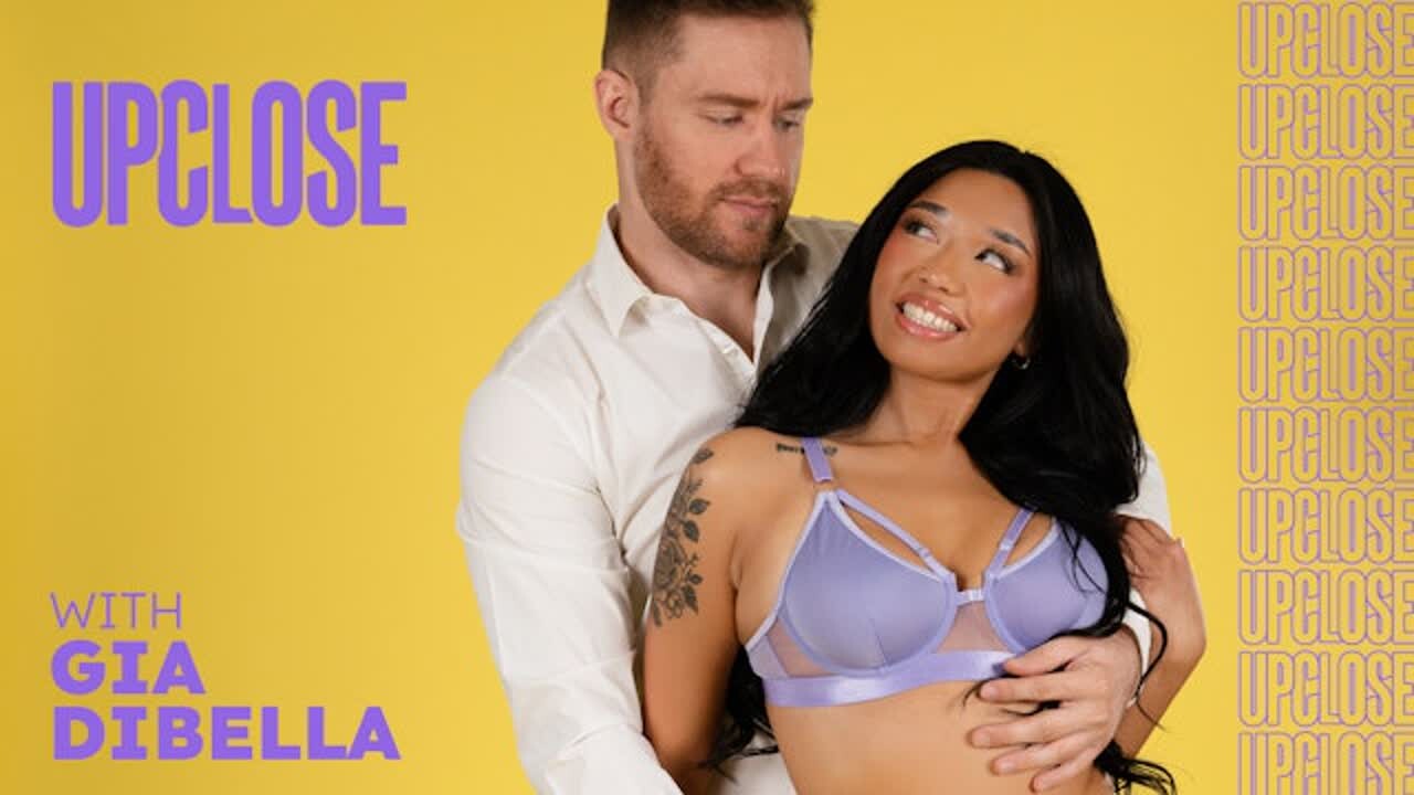 UP CLOSE - Natural Beauty Gia DiBella Has Her Wet Pussy Destroyed After Foot Massage From Hung Stud