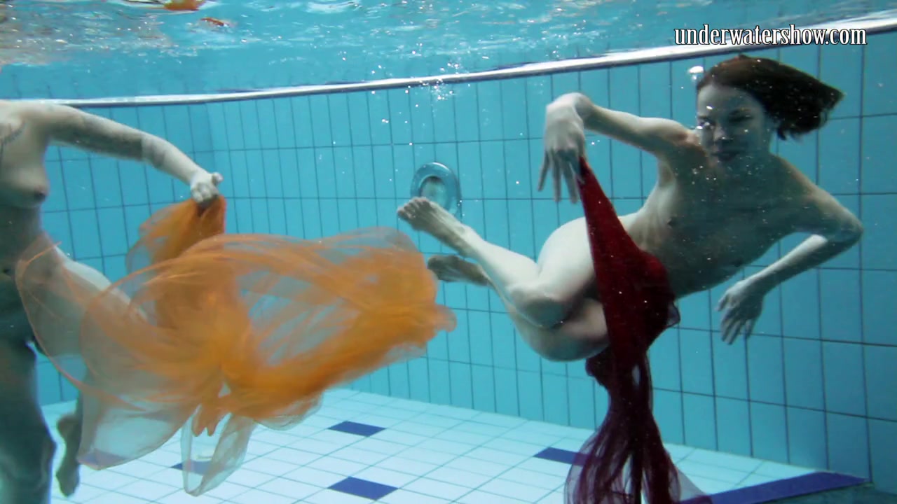 UnderwaterShow Video: Sara Bombina and Gazel Podvodkova