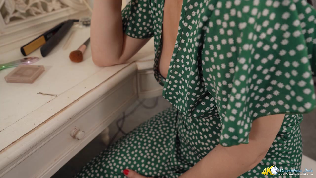 Make A Mess - DownblouseJerk