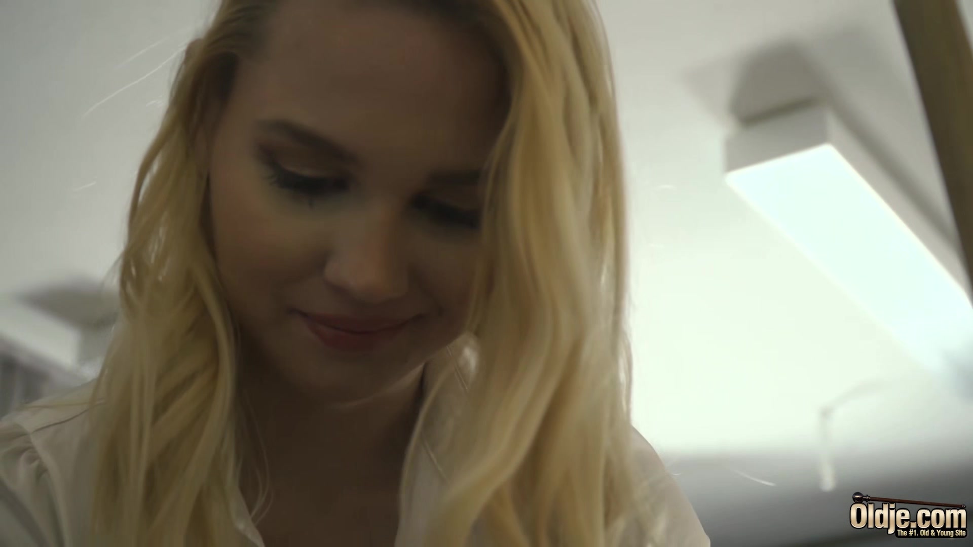 Facial cumshot for slutty teen 18+ gets fucked by old guy