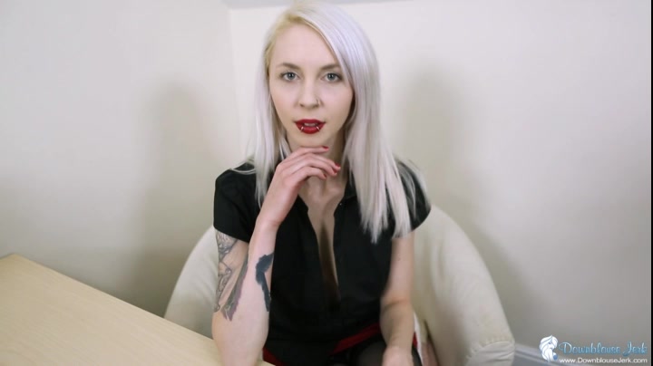 Ashleigh Doll in Webcam Wank - DownblouseJerk