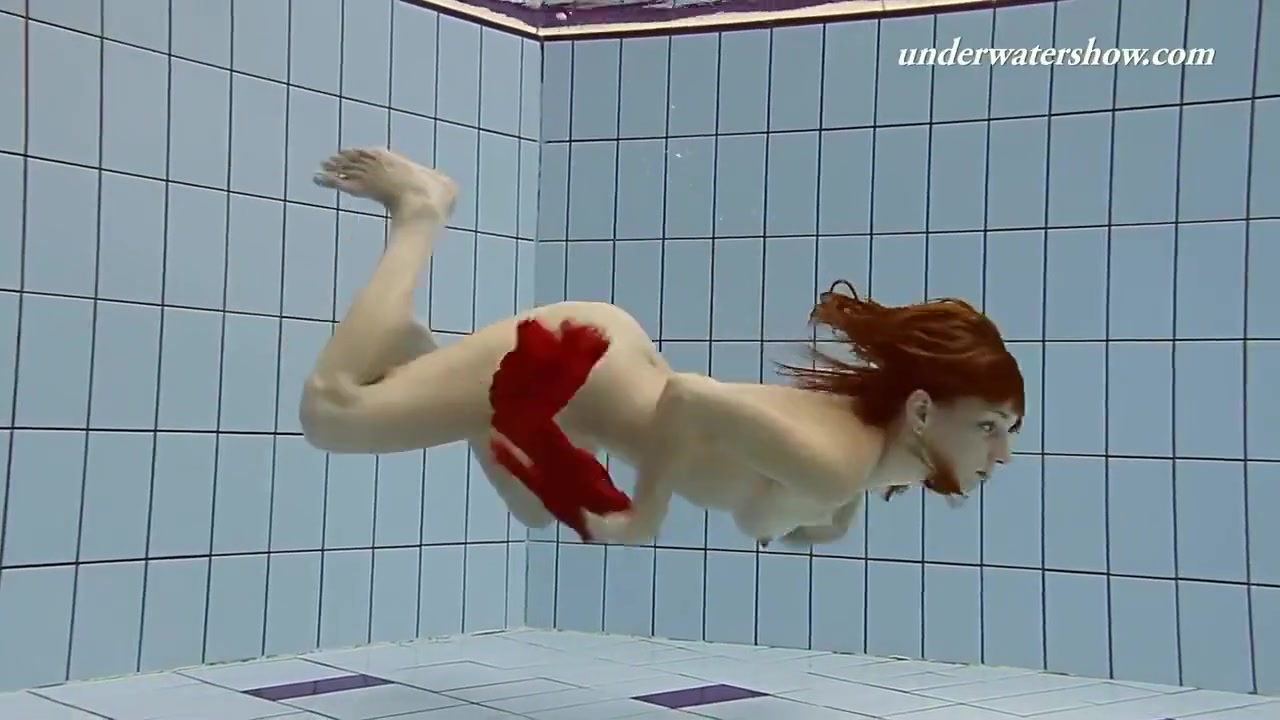 Babes Swim Freely And Naked Underwater