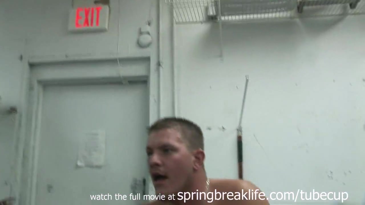SpringBreakLife Video: College Hangout Bar