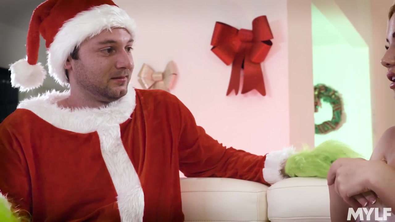 How the Grinch Stole Mylf mas - MYLF