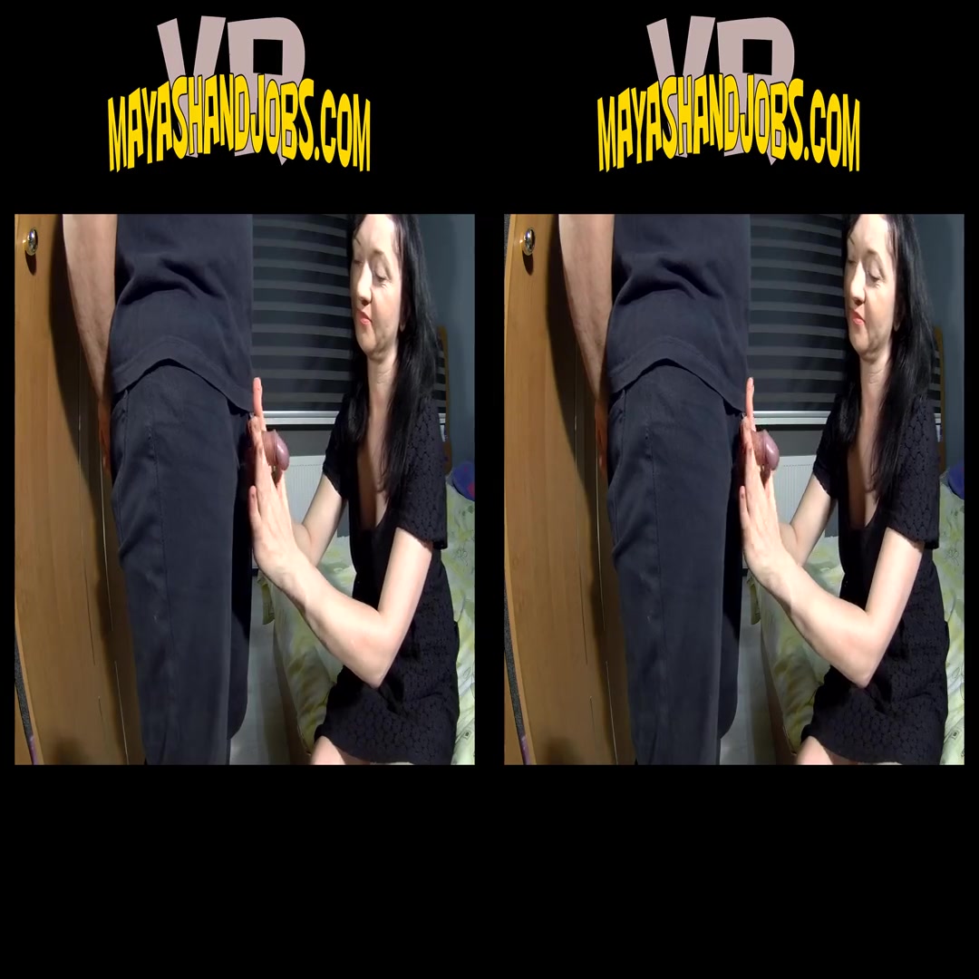 Maya in Thick Cock BJ And 2 Cumshots On My Legs - MayasHandjobsVR