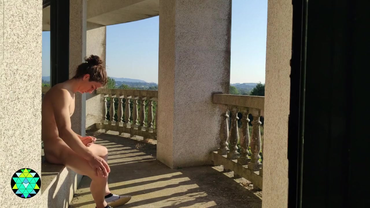 Casting Brown Hair Young Guy With Perfect Cock With Popular With Women