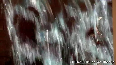 Baby Got Boobs: Happy Boob-day!