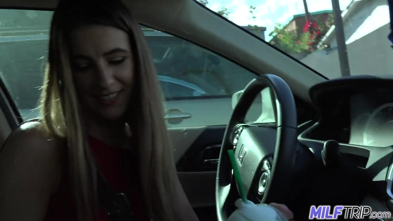 Tara Ashley on MILF Trip - MilfTrip