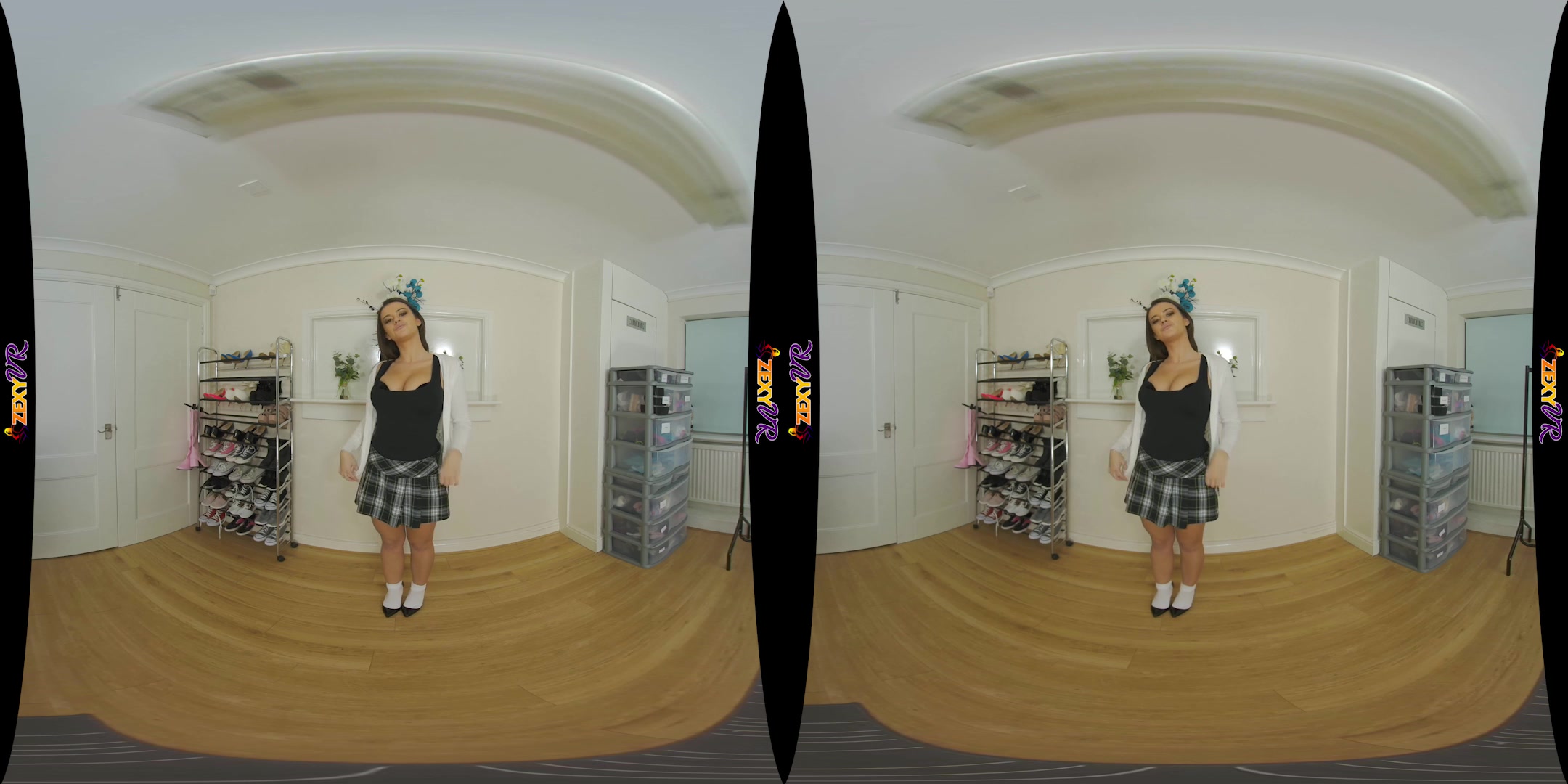 Plain Sexy featuring Amelia B - ZexyVR