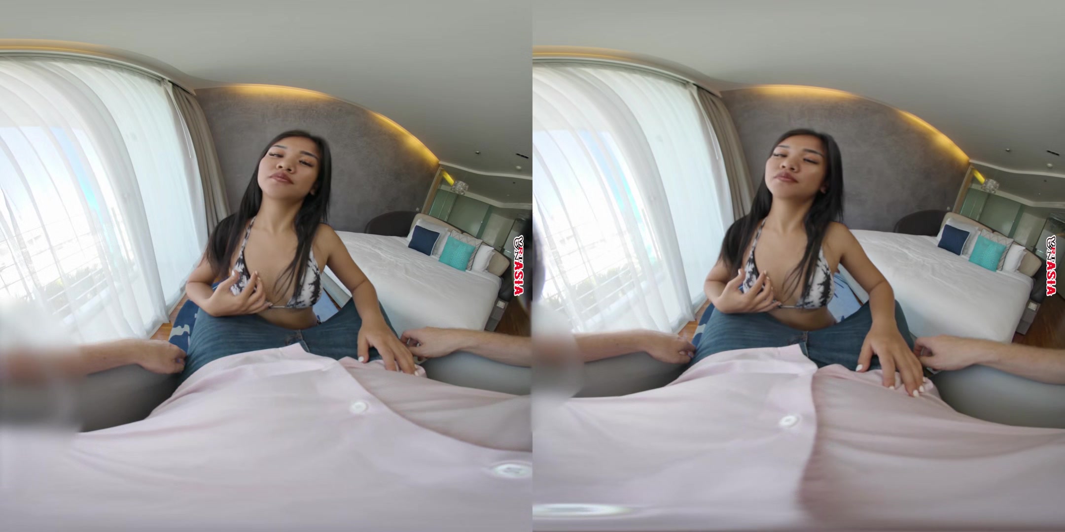 Sexy Asian Student Loves The Beach And A Good Foreign Cock