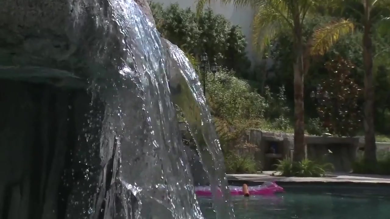 Kylee Reese And Horny Blonde - Interracial Video With A Woman Gets