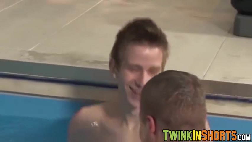 Three Twinks Sucking Their Cocks And Barebacking In Threeway