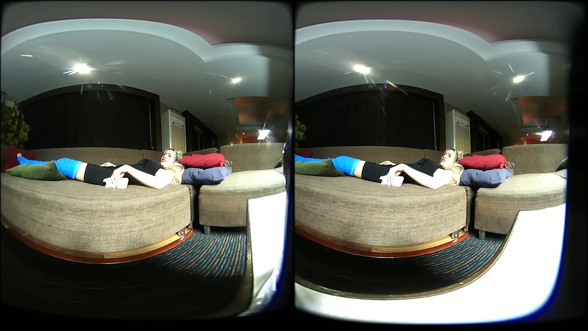 Girl With Long Cast Leg On A Couch (LCL) - VRpussyVision
