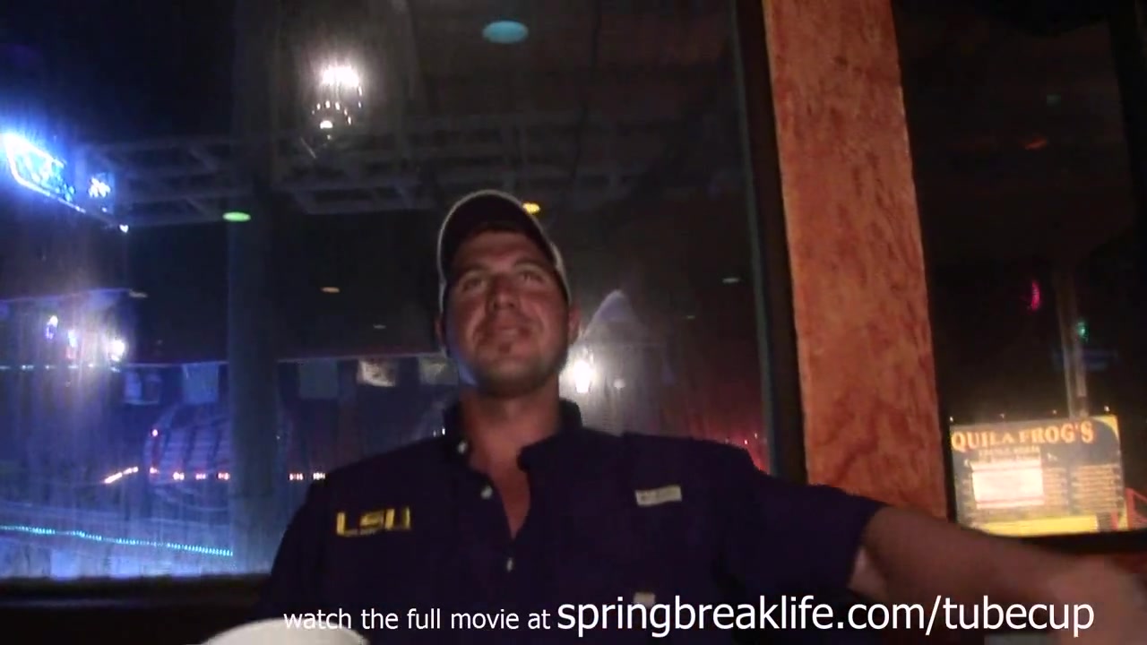 SpringBreakLife Video: Club Flashing