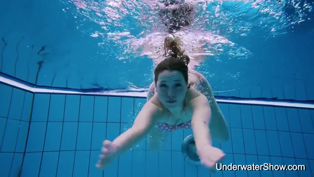 Slovak teen 18+ Babe Big Tits Simonna Sexy Nude Swimmer