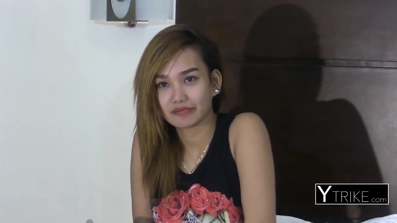 Cute Petite Asian Cock Sucker Loves Getting Her Clit Li