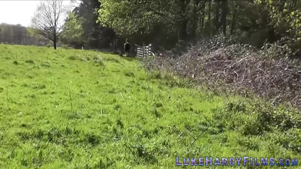 British skank gets pussy pounded