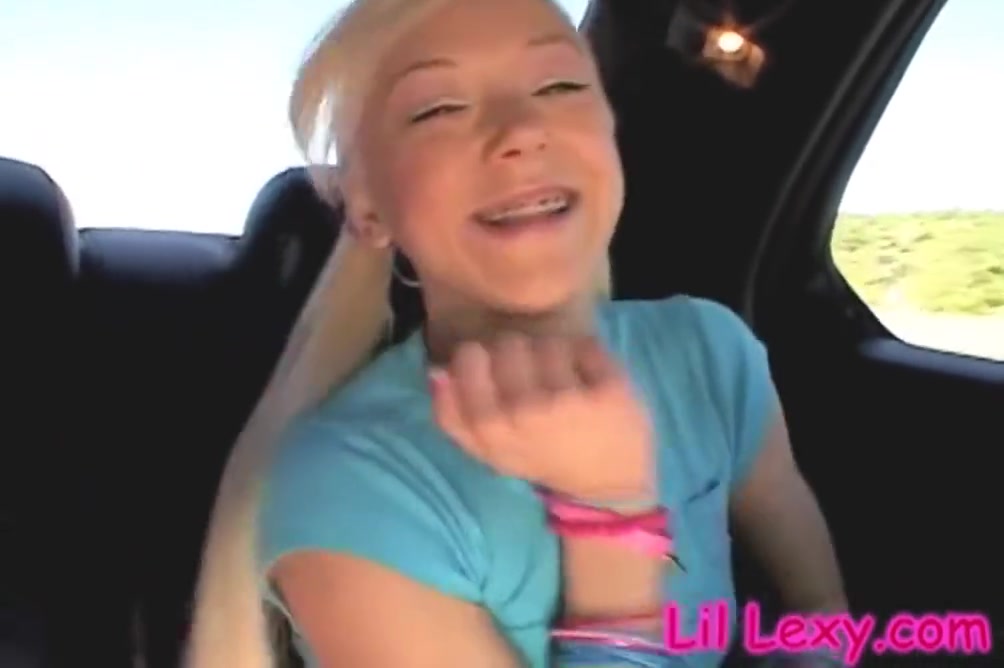 Lil Lexy - Masturbates In The Back Of A Car