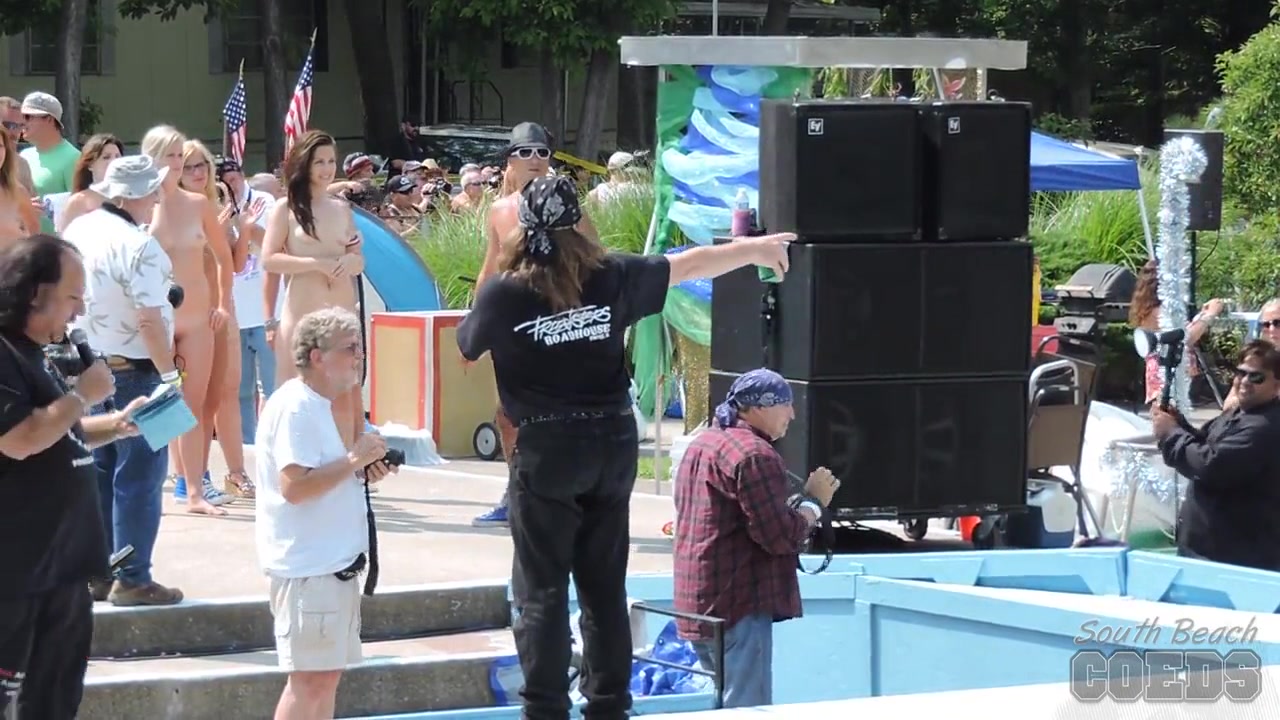Video From The Entire 2014 Sunday Show Shot By Glenn 3 Of 5 - SouthBeachCoeds
