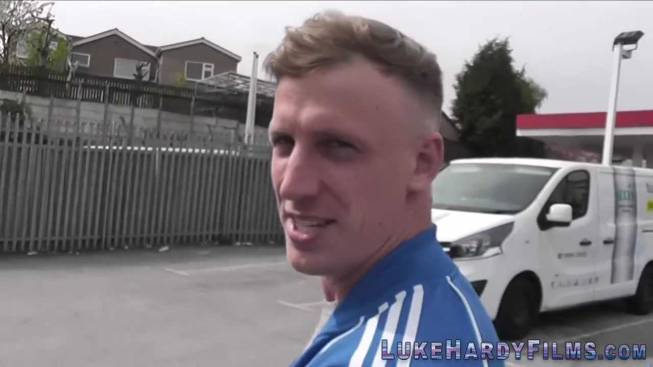 British whore gets pussy railed