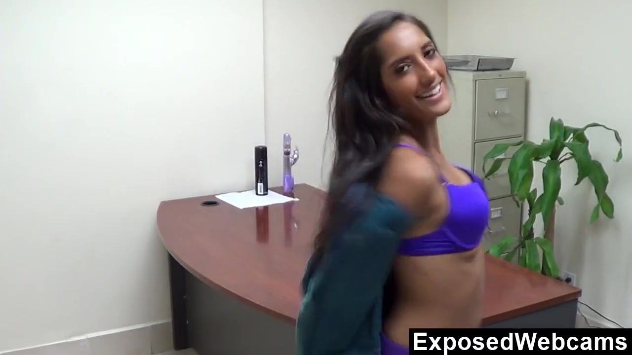 Chloe's Webcam Show At The Office